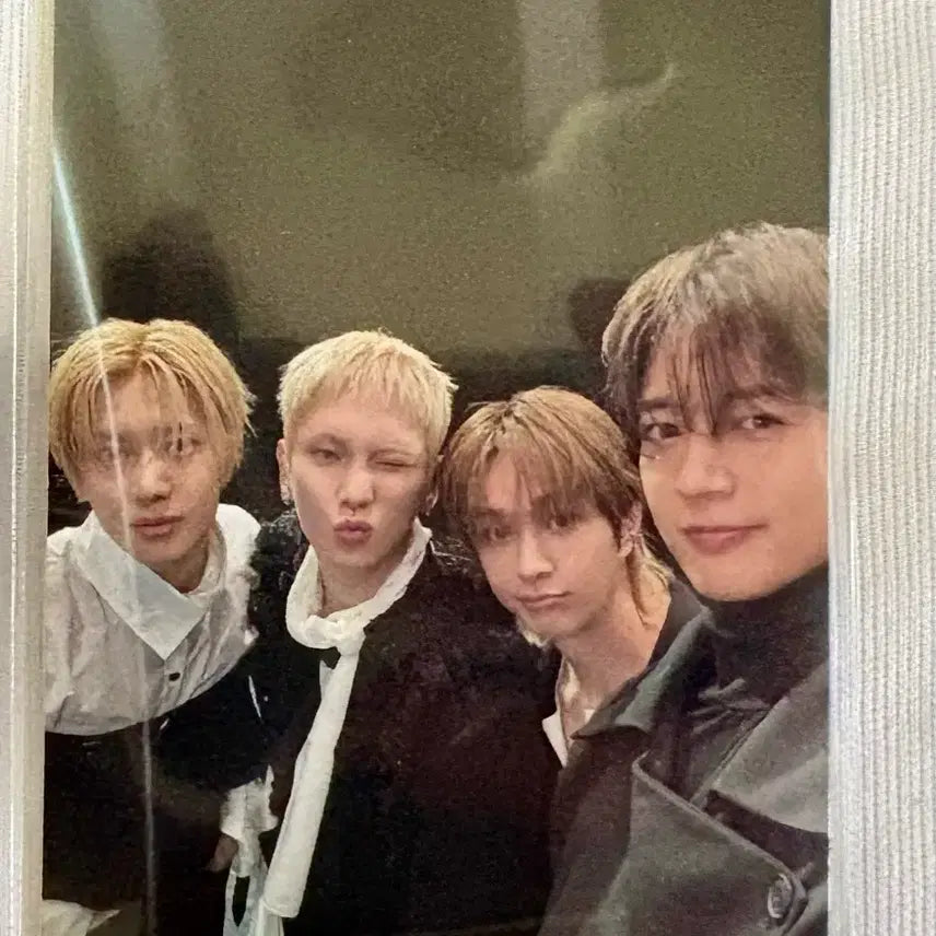 [BUNJANG] SHINee Atmos Weather Clothing Group Photocard / 샤이니 애트모스 웨더락앨범 단체포카