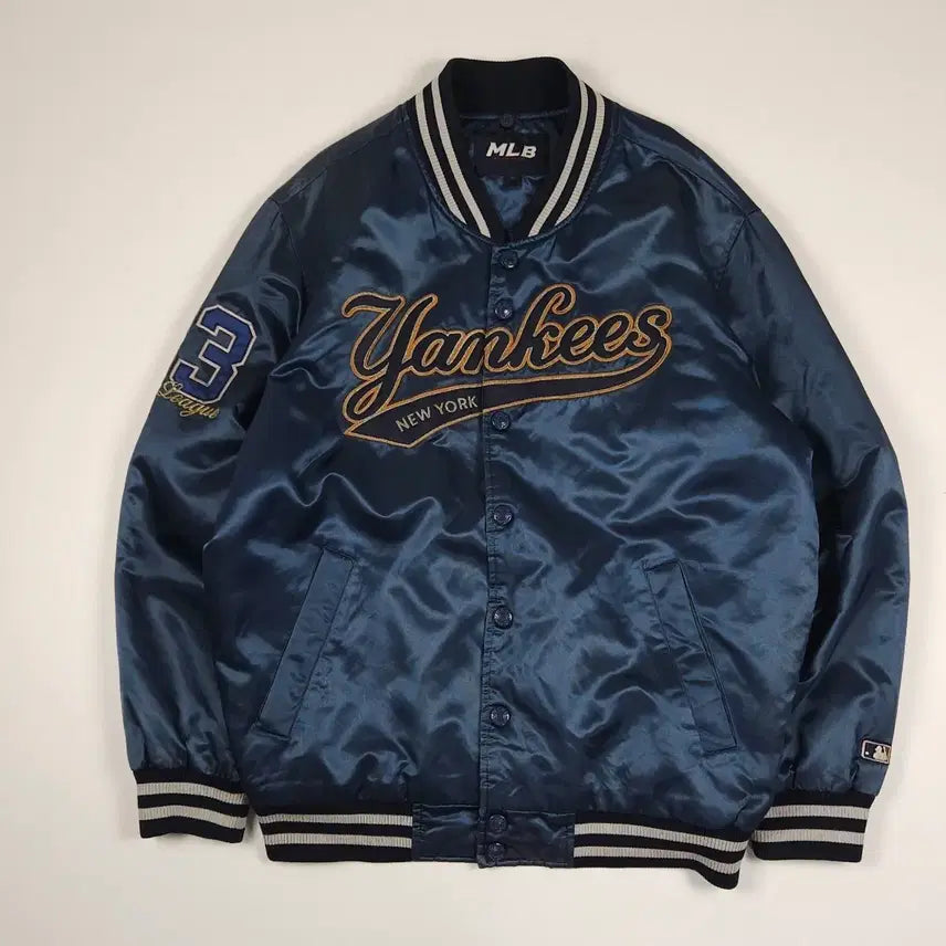 [BUNJANG] MLB New York Yankees Varsity Jacket / MLB 뉴욕양키즈 유광 점퍼 [95]