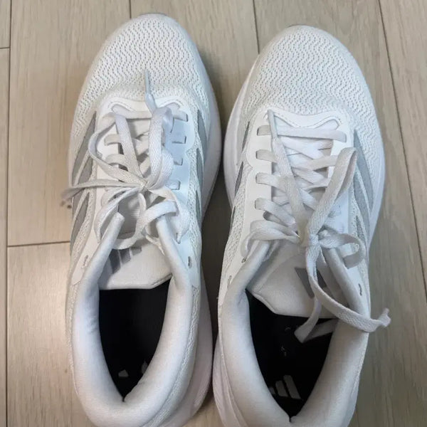 [BUNJANG] Adidas Sneakers / 아디다스운동화
