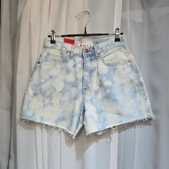[BUNJANG] Vintage Wash Denim Hot Pants - Size S / S싸이즈 데님 핫팬츠 빈티지 워싱