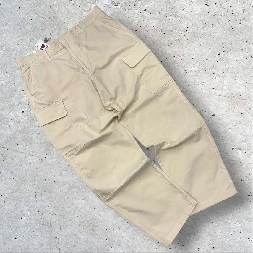 [BUNJANG] Uniqlo Beige Cargo Pants XL New / [XL] 유니클로 베이지 카고팬츠 새상품 E546