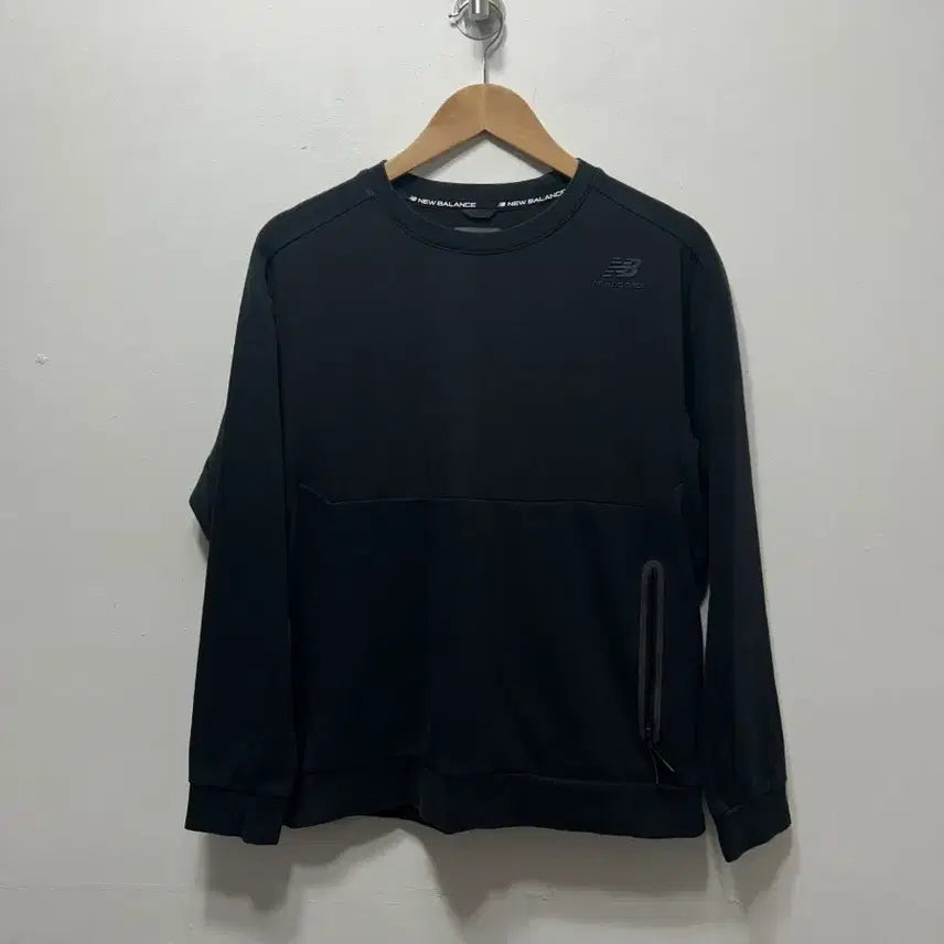 [BUNJANG] New Balance Black Sweatshirt M / 뉴발란스 블랙 맨투맨 M