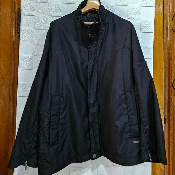 [BUNJANG] Calvin Klein Jumper - Size L / 캘빈클라인 점퍼 L