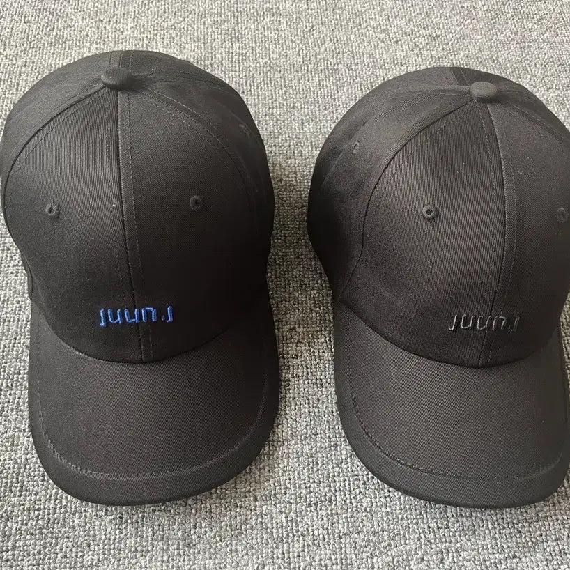 [BUNJANG] Juun.J Upside Down Logo Cotton Ball Cap Black Blue / 준지 업사이드 다운 로고 코튼 볼캡 블랙 블루