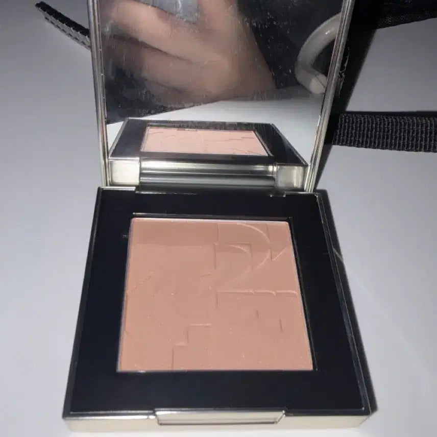[BUNJANG] Toosie Lash Four Dim Beige Blusher / 투슬래시포 블러셔 딤베이지