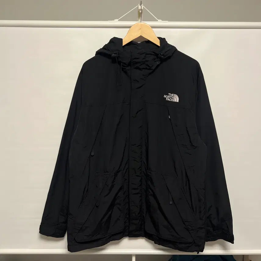 [BUNJANG] The North Face Gorpcore Windbreaker Black L / [정품/L] 노스페이스 고프코어 블랙 바람막이