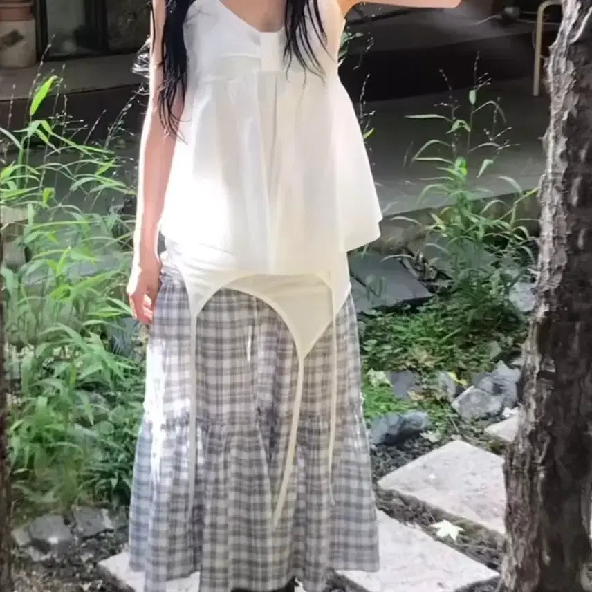 [BUNJANG] Ribbon Sleeveless Top and Check Skirt Set / 너의 빈 코디 세트 리본나시 체크 스커트
