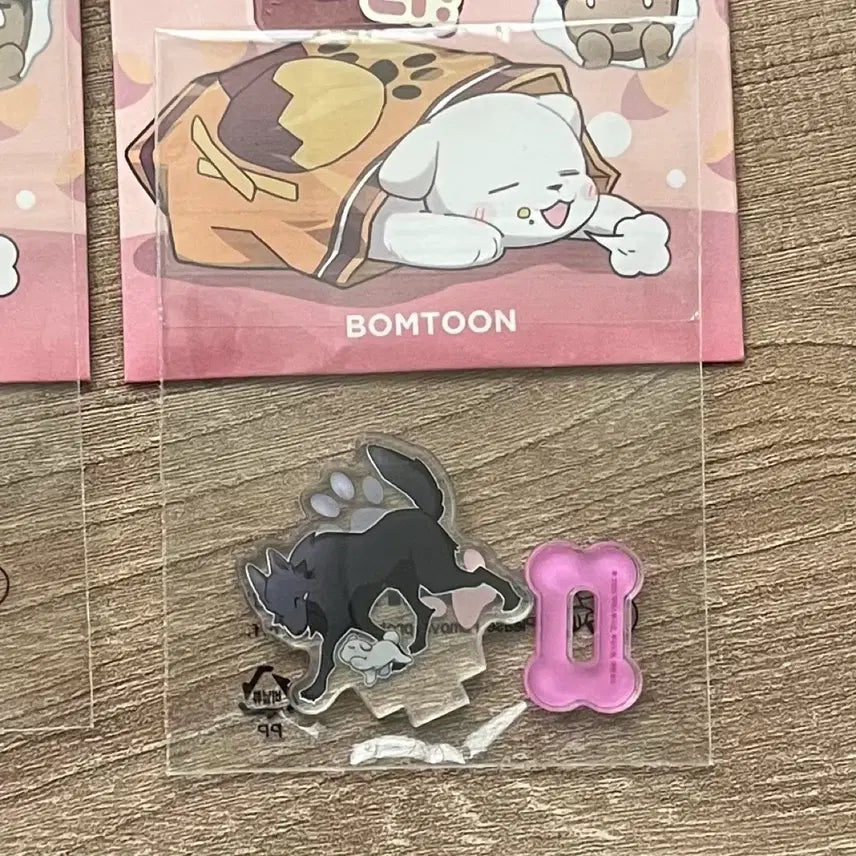 [BUNJANG] Gang Geonma "Don't Touch My Dog" Collection Mini Acrylic Stand Random / 강건마 강아지는 건드리지 마라 컬렉션 미니 아크릴 스탠드 랜덤 아스
