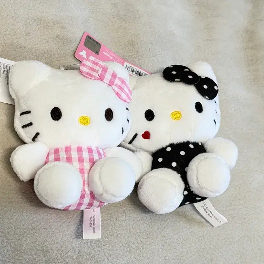 [BUNJANG] Hello Kitty Keychain Set / 헬로키티 키링 세트 /새제품