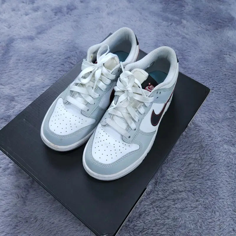 [BUNJANG] Nike Dunk Sneakers - Size 235 / 235 나이키 덩크 운동화 | 0703A25