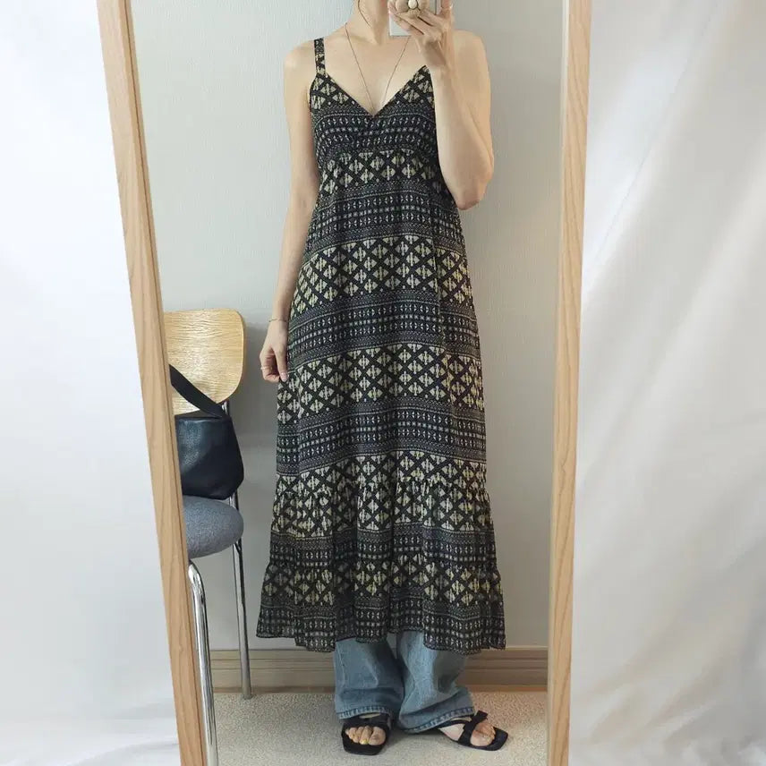 [BUNJANG] F-WANT Women's Vintage Pattern Sleeveless Maxi Dress / (F)WANT 여성 나시 맥시 롱 원피스 빈티지