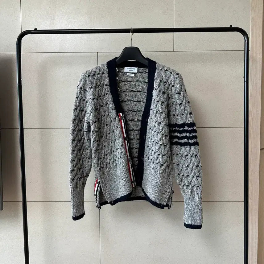 [BUNJANG] Thom Browne Cable Knit Cardigan / 톰브라운 케이블 니트 가디건