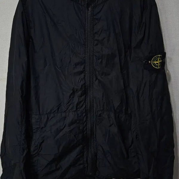 [BUNJANG] Stone Island 20SS Crinkle Labs Hooded Windbreaker Jacket / [백화점판/S급] 스톤아일랜드 20SS 크링클랩스 후드 바람막이 자켓90