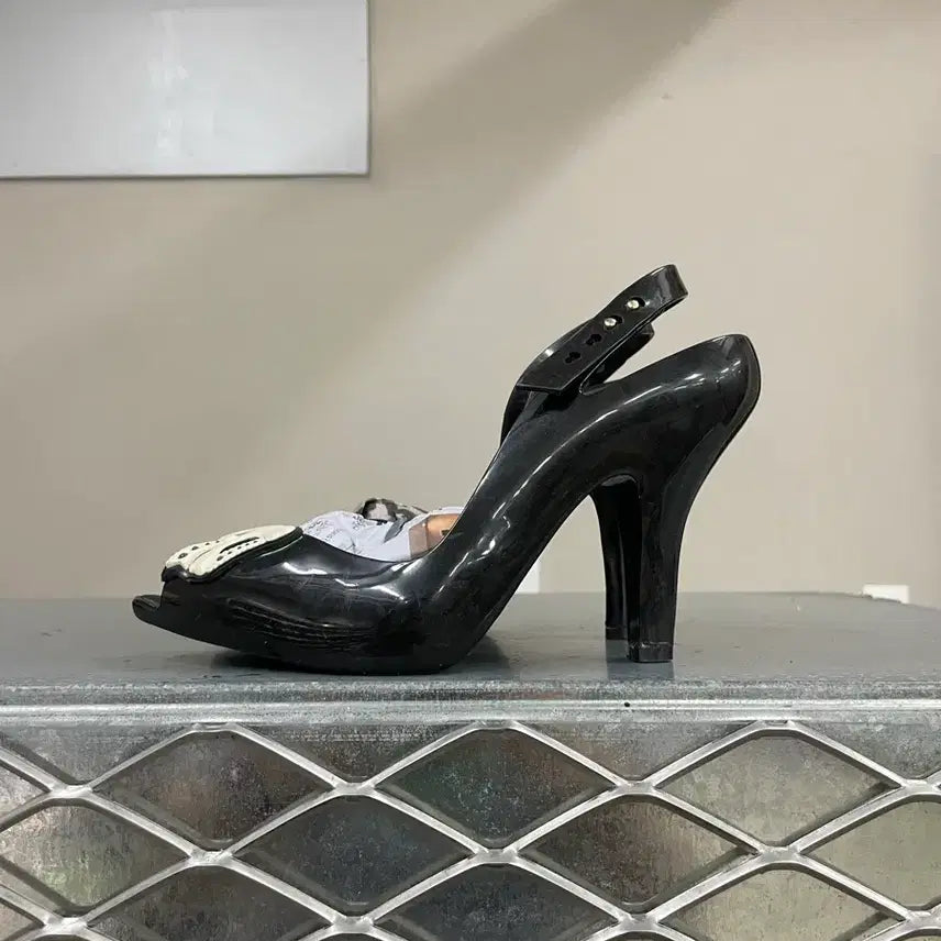[BUNJANG] Vivienne Westwood Skull Heels EU37 / 비비안웨스트 우드 해골 힐 eu37 (gr-5638)