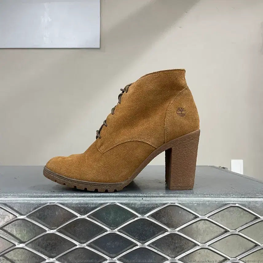 [BUNJANG] Timberland Suede Lace-up Boots / 팀버랜드 레이스업 스웨이드 부츠 250 (gr-5640)
