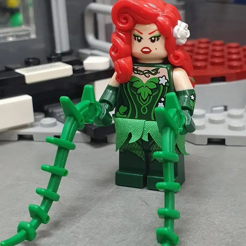 [BUNJANG] LEGO Batman Poison Ivy Minifigure (sh0327) / 레고 배트맨 포이즌 아이비 sh0327