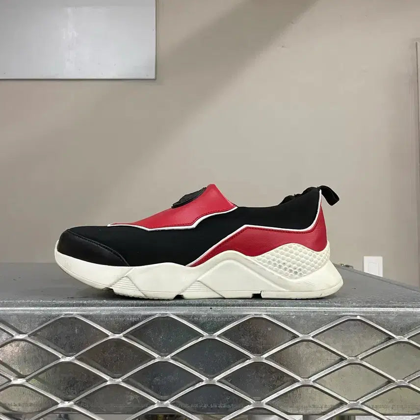 [BUNJANG] Versus Versace Slip-On Sneakers / 베르수스 베르사체 슬립온 스니커즈 38 (gr-5635)