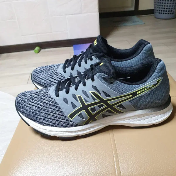 [BUNJANG] Asics Gel-Excite Running Shoes Grey Yellow 250 / 아식스 젤익사이트 운동화 그레이 옐로우 250