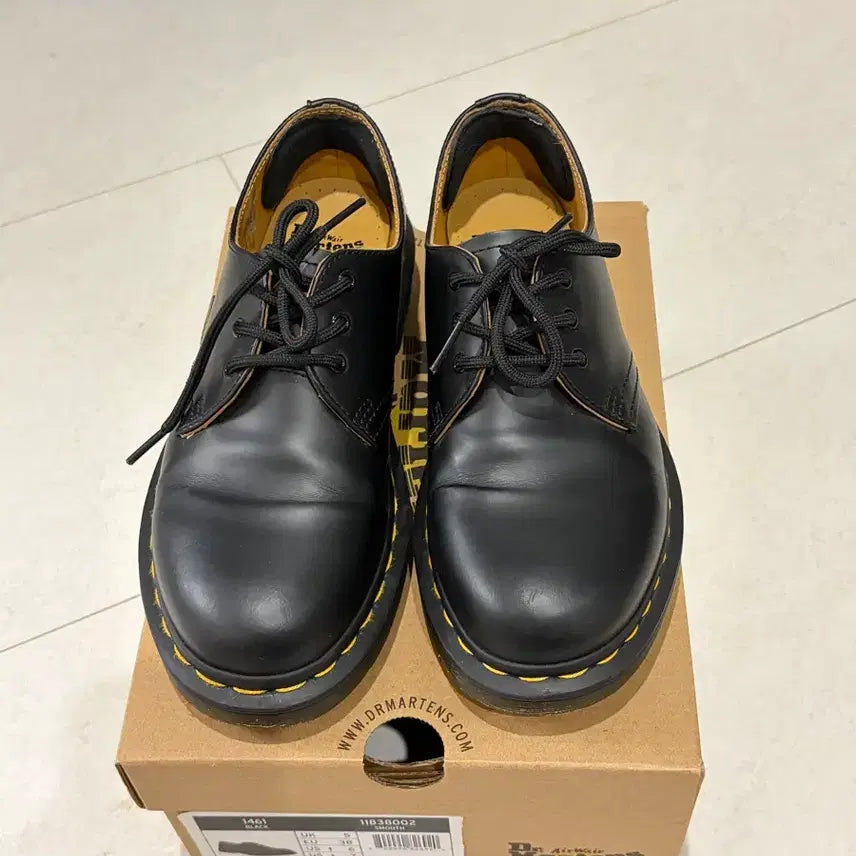 [BUNJANG] Dr. Martens 1461 Black Smooth Leather 3-Eye Shoes / 닥터마틴 1461 3홀 블랙 스무스 240