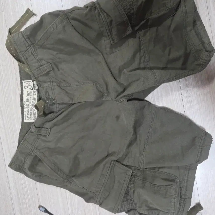 [BUNJANG] Abercrombie & Fitch Cargo Shorts Khaki Size 34 / 아베크롬비 카고 반바지 34