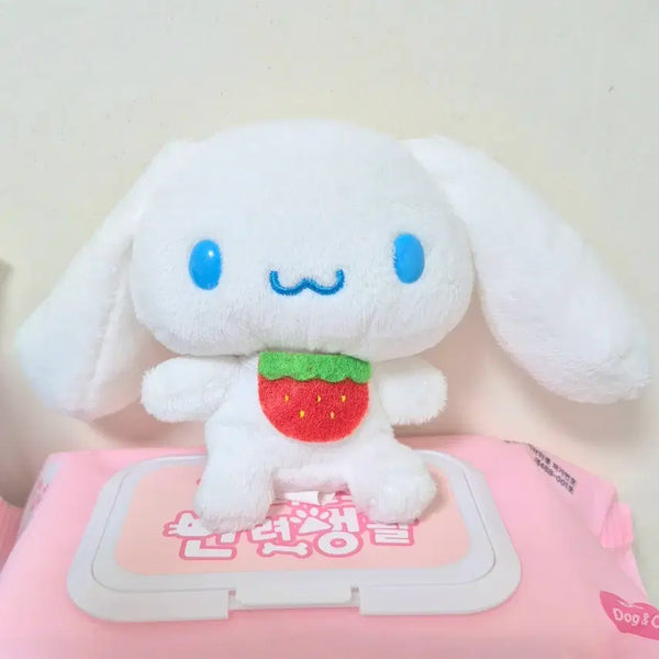 [BUNJANG] Sanrio Cinnamoroll Strawberry Bib Mascot Plush Doll / 고전 빈티지 딸기 턱받이 시나모롤 마스코트 인형
