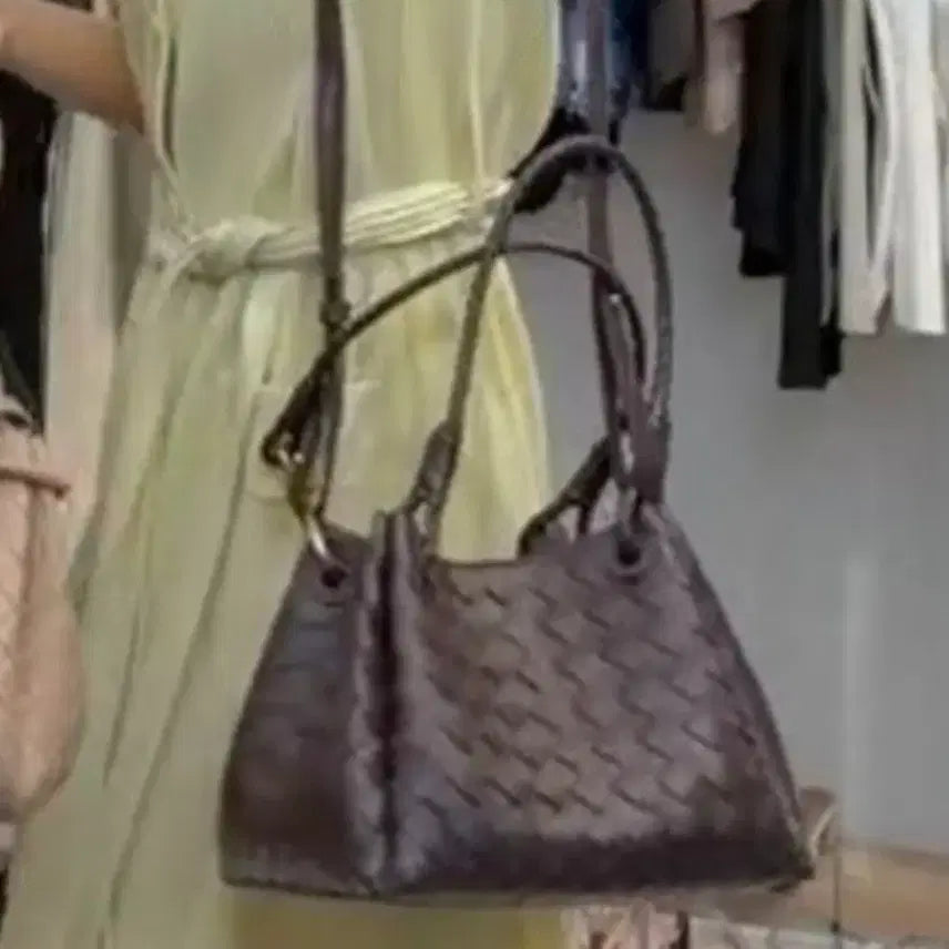 [BUNJANG] Genuine Leather Woven Square Shoulder Bag - Brown / 소가죽  위빙 스퀘어백 브라운