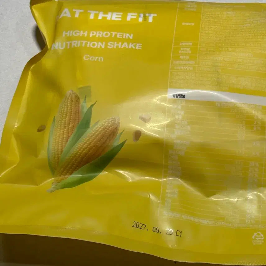 [BUNJANG] Eat The Fit Corn Flavor Protein Shake Pouch (7-Pack) / (할인)잇더핏 단백질쉐이크 옥수수맛 프로틴 단쉐