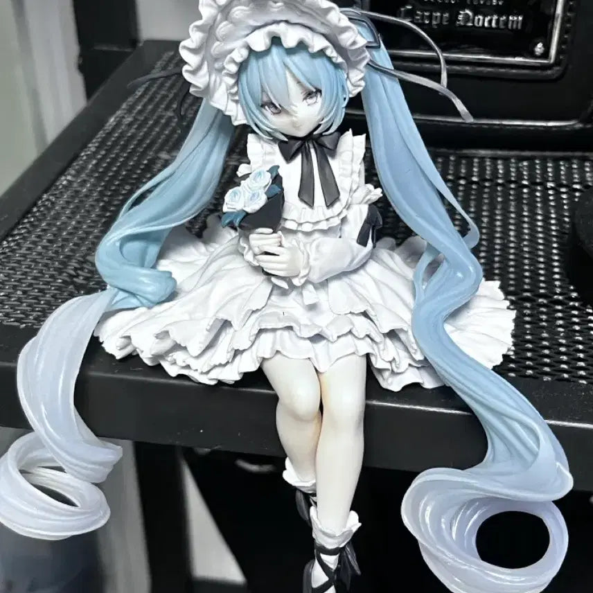 [BUNJANG] Hatsune Miku Vintage Doll Figure / 하츠네 미쿠 빈티지돌 피규어