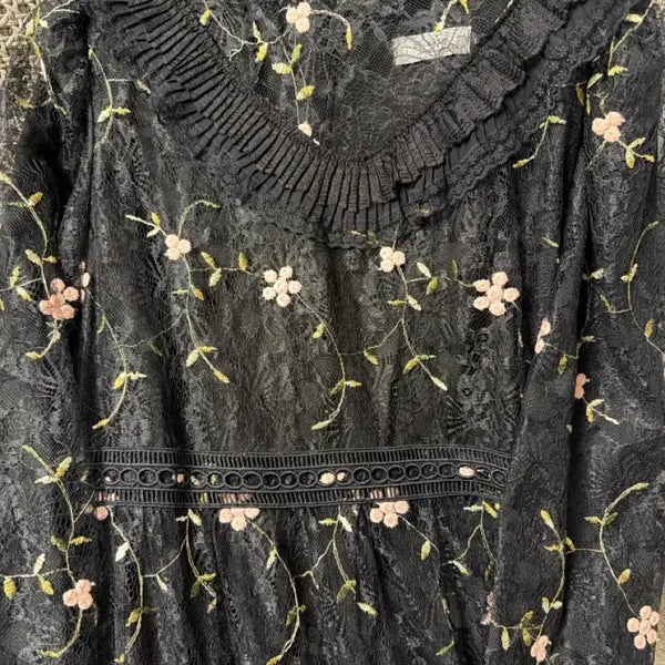 [BUNJANG] by ssiny Black Floral Lace Long Dress / by ssiny 바이씨니 블랙 꽃 자수 레이스 원피스