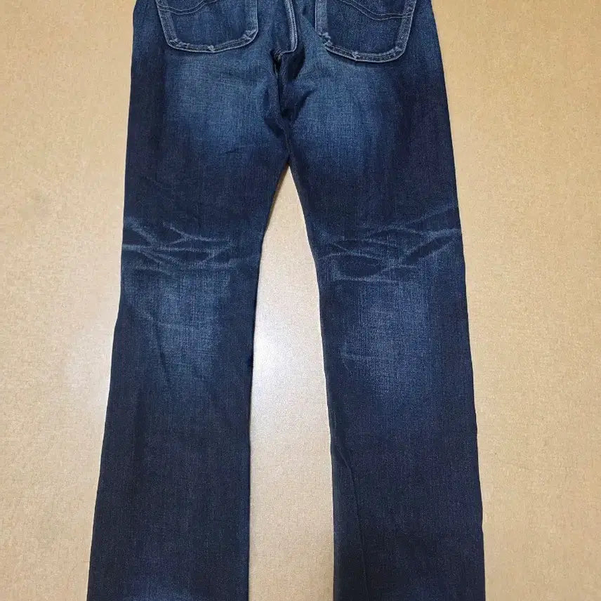 [BUNJANG] Lee x AMERICAN RAG CIE Collaboration Tapered Denim Pants / Lee x AMERICAN RAG CIE 테이퍼드 데님 팬츠 31