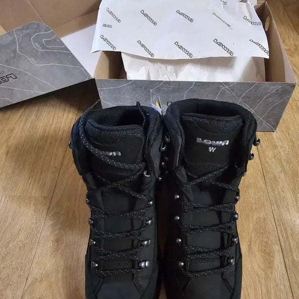 [BUNJANG] Lowa Renegade GTX Mid Hiking Boots 260 Black / 로바 레니게이드 GTX 미드 등산화 260 블랙