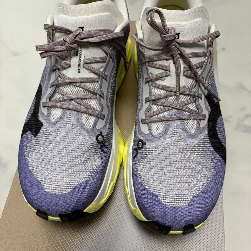 [BUNJANG] On Running Cloudmonster 3 Hyper Lilac Running Shoes 260mm / 온러닝 클라우드몬스터 3 하이퍼 260mm 라이락