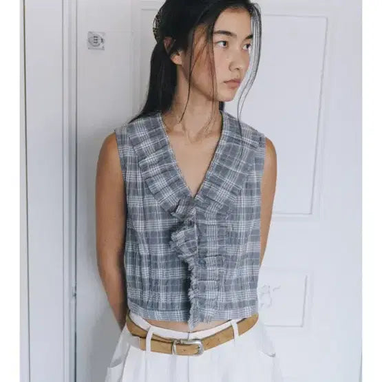 [BUNJANG] Parabang Double Check Sleeveless Blouse / 파르벵 더블 체크 블라우스