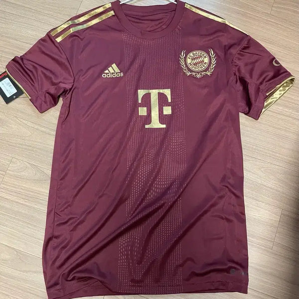 [BUNJANG] Bayern Munich 22-23 Oktoberfest Edition Müller Jersey (Men's M) / 22-23 바이에른 뮌헨 옥토버페스트 뮐러
