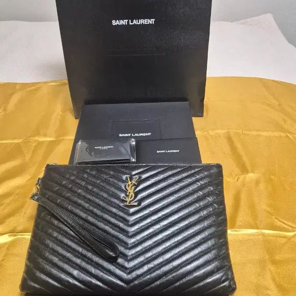 [BUNJANG] Saint Laurent Clutch Bag Black / 생 로랑 클러치백 블랙