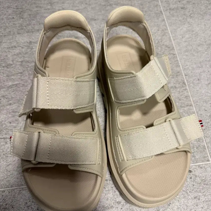 [BUNJANG] Hunter Women's Sandals (230mm) / 헌터 여성 샌들 230mm