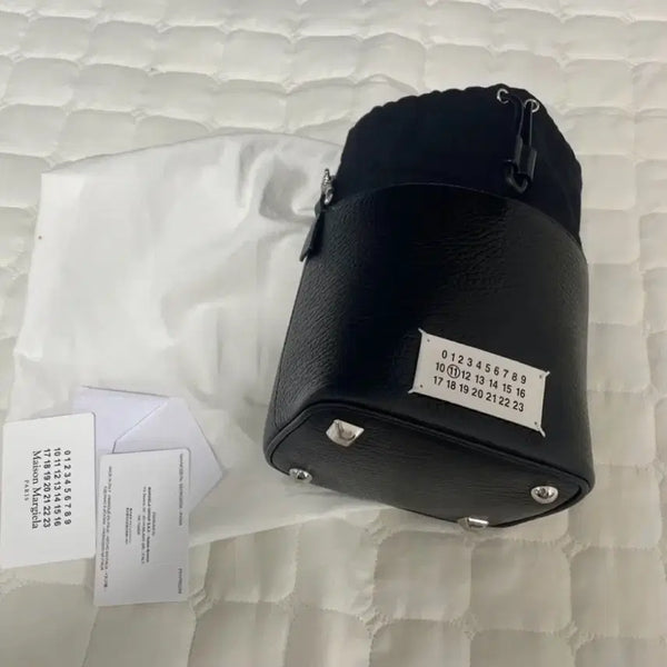 [BUNJANG] Maison Margiela 5AC Bucket Bag Black / 메종 마르지엘라 5AC 복조리백 블랙