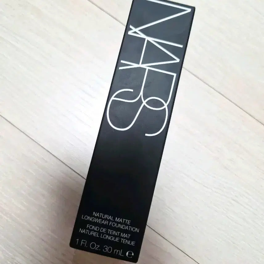 [BUNJANG] NARS Natural Radiant Longwear Foundation, Mont Blanc, 30ml / <새상품>나스 내추럴 매트 롱웨어 파운데이션 몽블랑