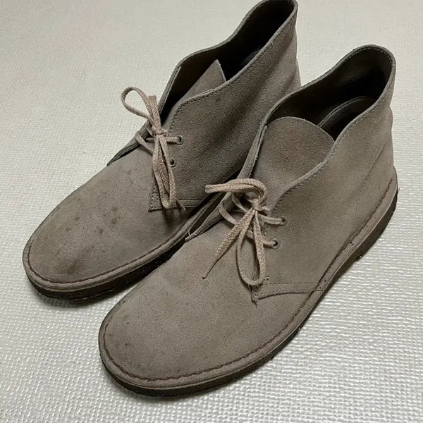 [BUNJANG] Clarks Desert Boots Beige Suede Men's Size 7.5 (US) / 클락스 데저트 부츠 베이지 스웨이드 255