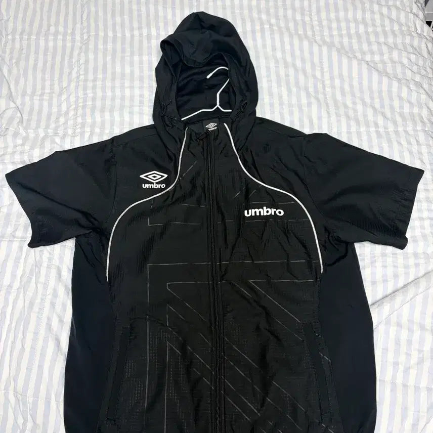 [BUNJANG] Umbro Short-Sleeve Windbreaker Hoodie / 엄브로 반팔 바람막이 후드집업