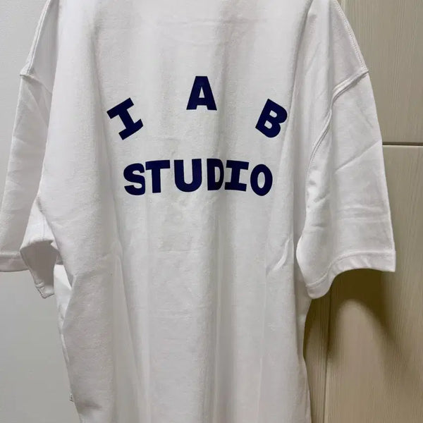 [BUNJANG] IAPB Studio Short Sleeve T-shirt XL / 아이앱스튜디오 반팔 XL 2시간착용 드라이완