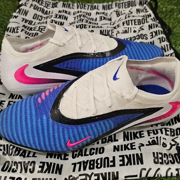 [BUNJANG] Nike Phantom 6 Low Elite AG Attack Pack Soccer Cleats (255mm) / 나이키 팬텀6 로우 엘리트 AG Attack팩 255mm