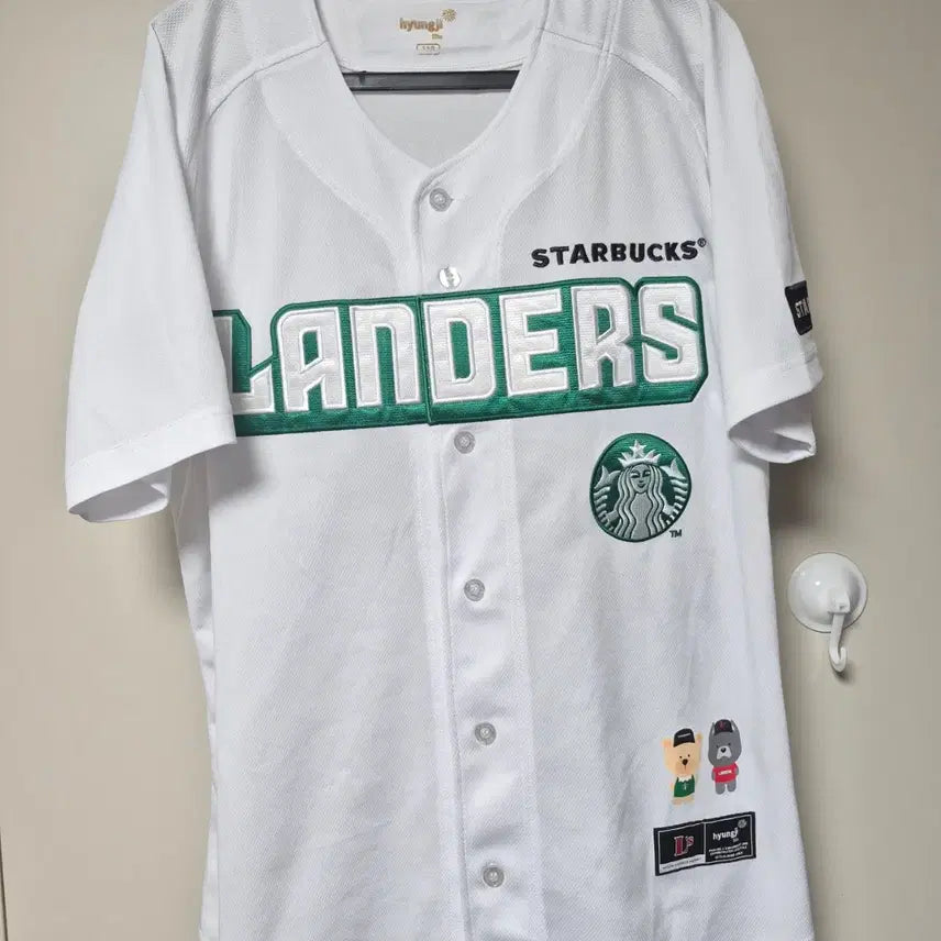 [BUNJANG] SSG Landers Starbucks 22nd Anniversary Edition Authentic Jersey Size 110 / SSG 랜더스 스타벅스 22주년 에디션 정품 유니폼 110사이즈 판매합니