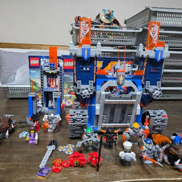 [BUNJANG] LEGO NEXO KNIGHTS 70324 & 70317 Sets / 레고 70324,70317 세트