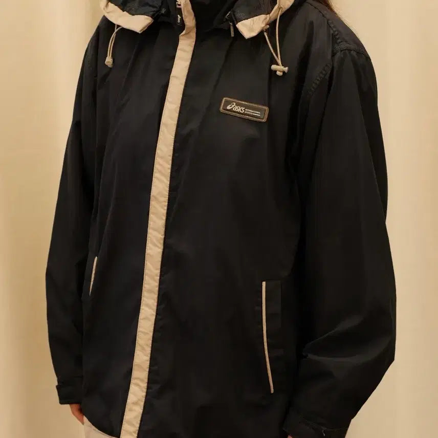 [BUNJANG] Asics Old School Windbreaker Hoodie Jumper / 아식스 올드스쿨 바람막이 후드 점퍼