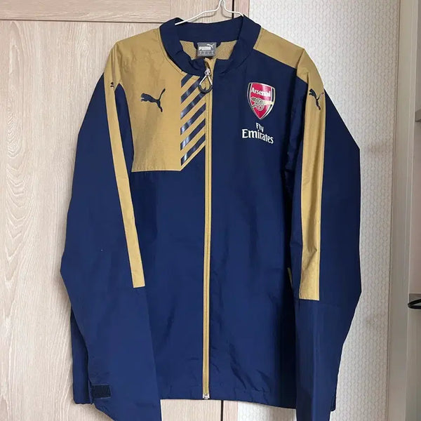 [BUNJANG] Puma Arsenal Navy Gold Windbreaker Rain Jacket / 푸마 아스날 네이비 골드 윈드브레이커 레인자켓 바람막이 축구