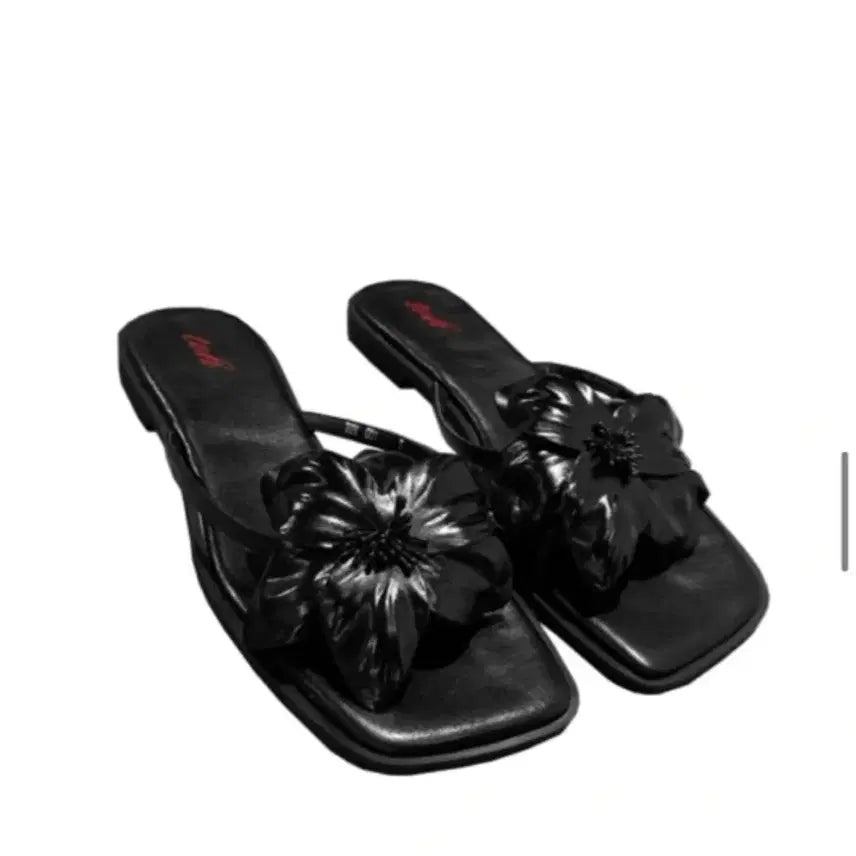[BUNJANG] TOH Flower Flip-Flops Size 3 / toh 티오에이치 플라워 샌들 쪼리 3사이즈