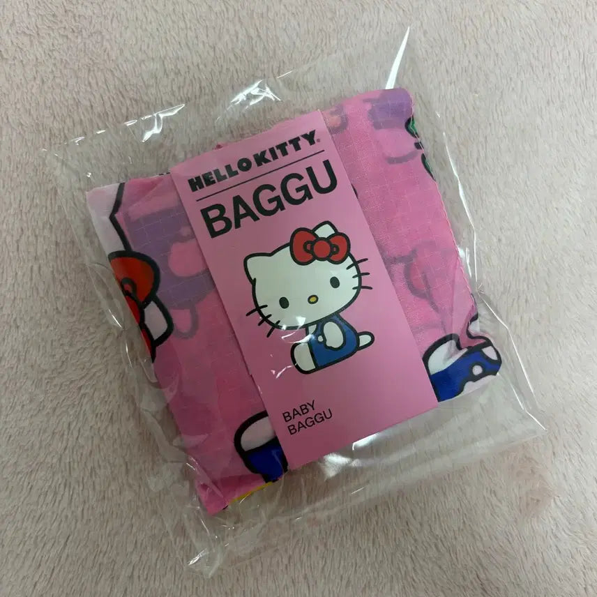 [BUNJANG] Baggu Sanrio Hello Kitty Baby Bakku Eco Bag / Baggu 산리오 바쿠 에코백 헬로키티 베이비 (새상품)