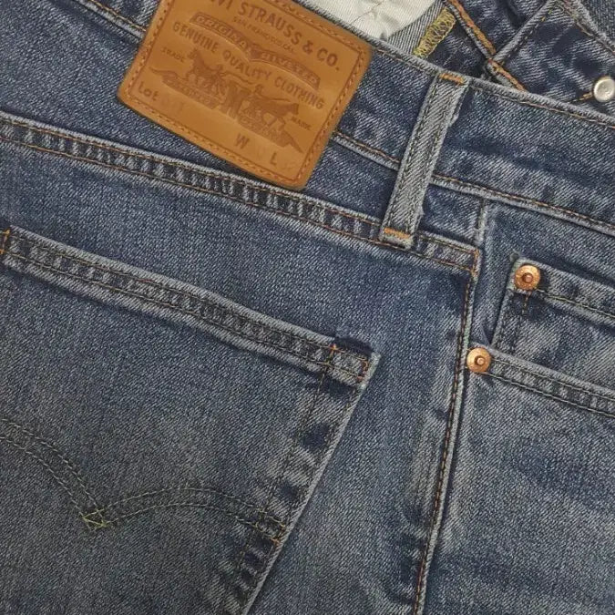 [BUNJANG] Levi's 511 "San Francisco" Slim Fit Stretch Jeans (International Edition) - Size 30 / 리바이스진511(해외판) 스판청바지 30"실측(No.400)드라이완료!