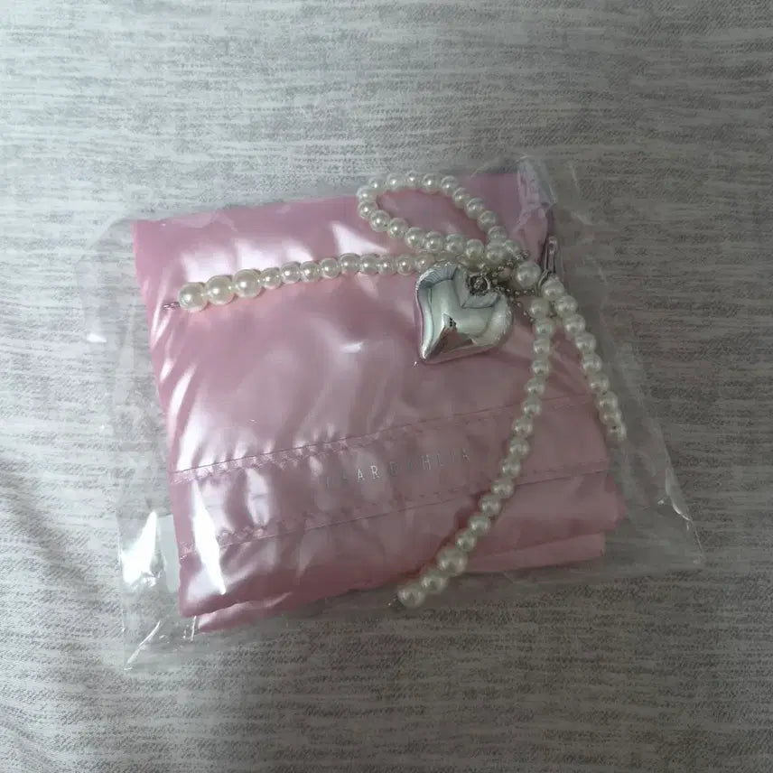 [BUNJANG] Dear Dahlia Ribbon Keychain Square Pouch / 디어달리아 리본 키링 스퀘어 파우치